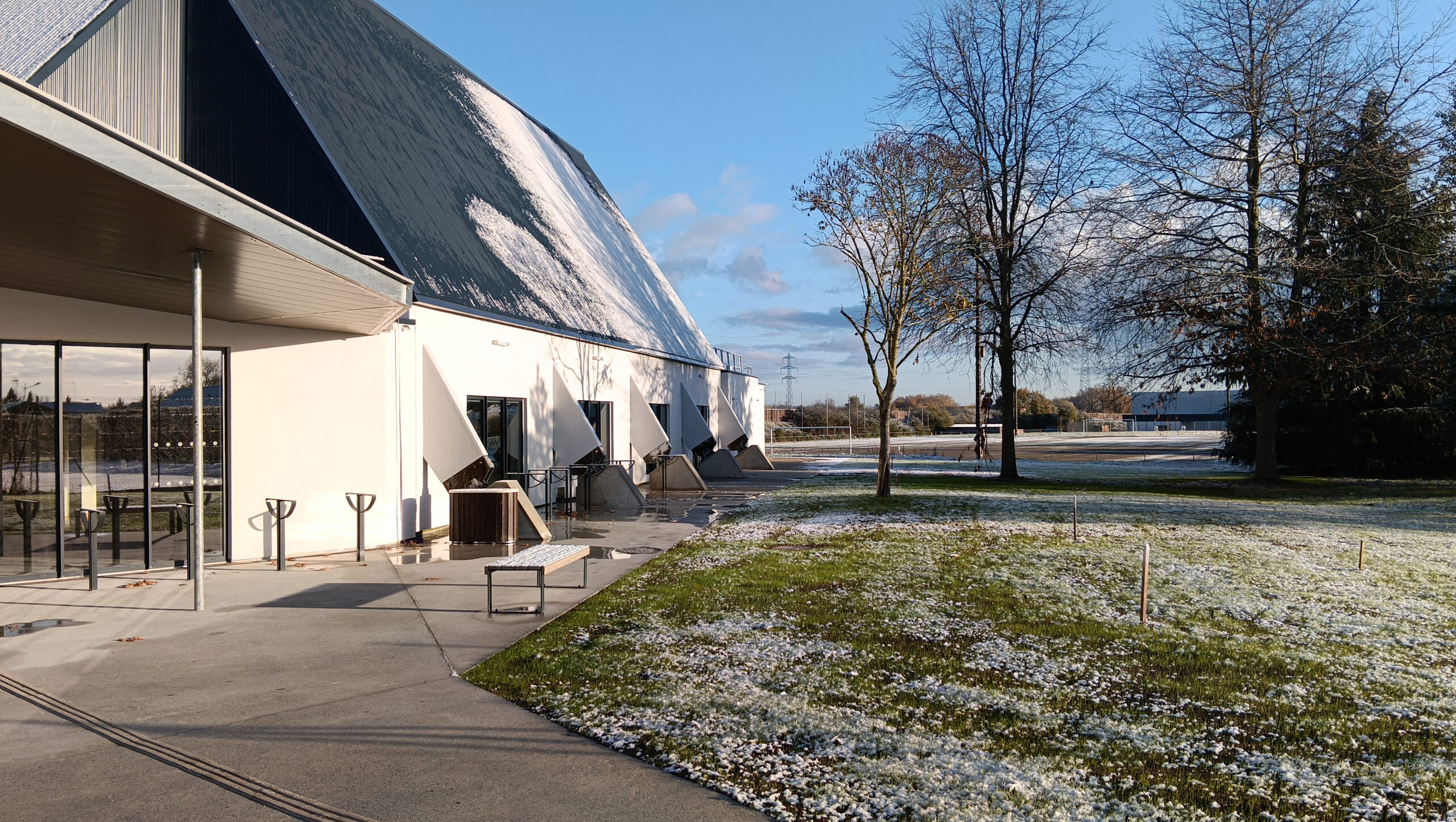 Fin de chantier : le Complexe sportif d&rsquo;Ecouflant (49) est prêt pour l&rsquo;hiver !